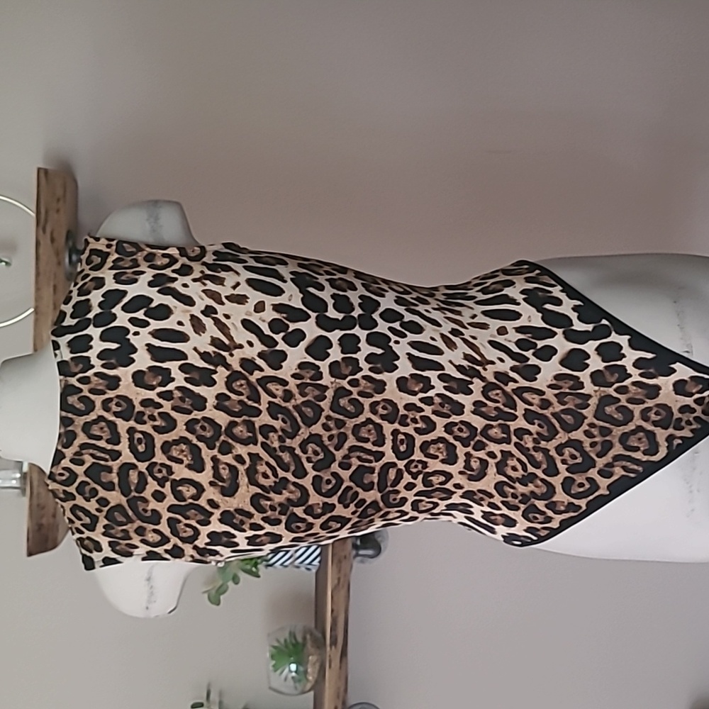 Leopard Print Bodysuit - Picture 4 of 7